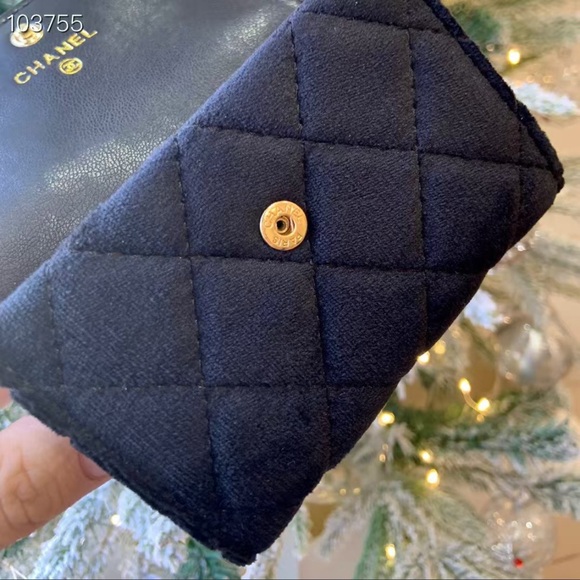 Chanel VIP Wallet - Picture 5 of 9